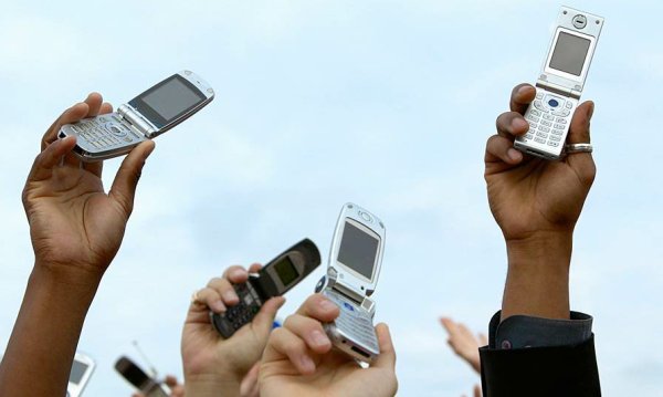 Как отследить мобильный телефон через спутник: доступные способы